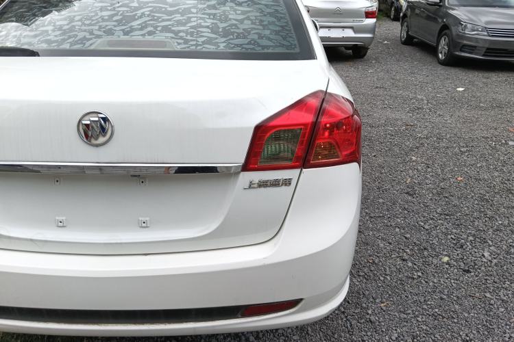 Used Buick Excelle 2015 1.5L Automatic Classic Model

