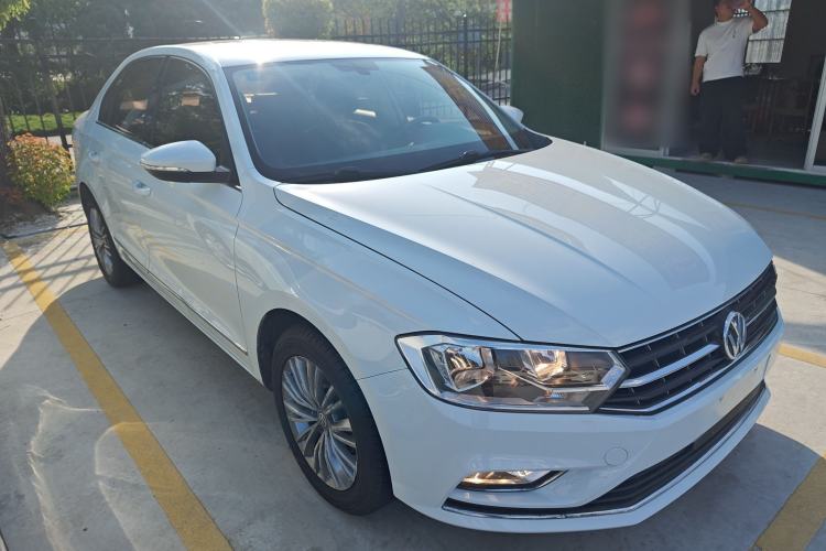 Used Volkswagen Bora 2016 1.6L Automatic Luxury Model
