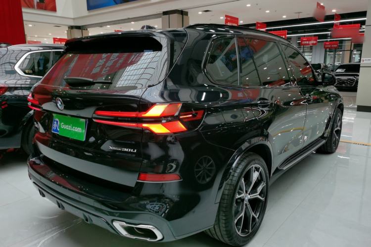 Used BMW X5 2023 xDrive 30Li Luxury M Sport Night Edition Package