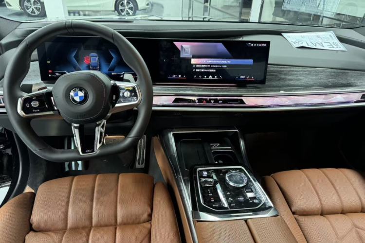 Used BMW 7 Series 2023 Restyled 740Li Luxury Edition M Sport Package
