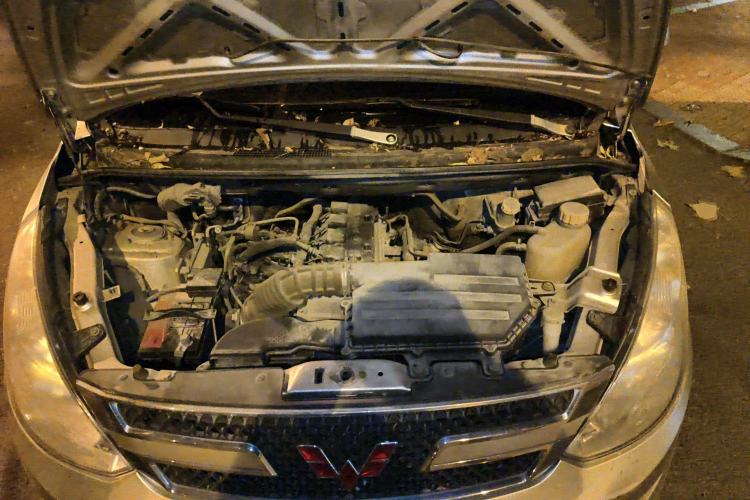 Used Wuling Rongguang V 2016 1.5L Standard Version
