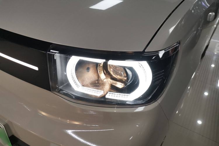 Used Wuling Hongguang MINIEV 2022 Macaron Premium Model – Lithium Iron Phosphate
