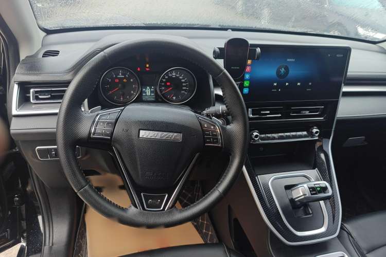 Used Haval M6 2021 PLUS 1.5T DCT Prestige Smart Connectivity Model
