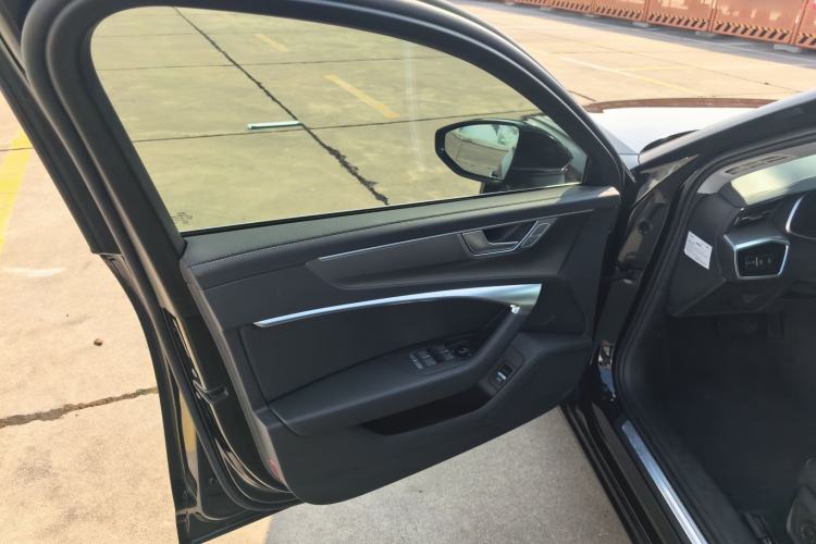 Used Audi A6L 2024 45 TFSI Prestige Elegant Edition
