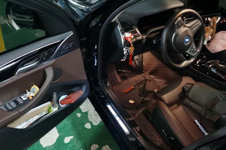 Used BMW iX3 2024 Leading Model
