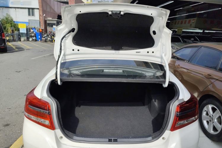 Used Toyota YARiS L 2021 1.5L CVT Leading Edition
