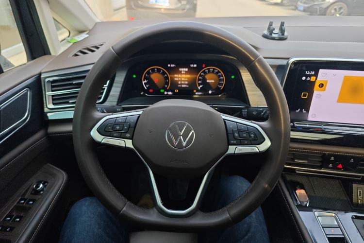 Used Volkswagen Viloran 2024 330TSI Luxury Edition