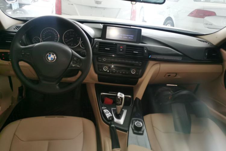 Used BMW 3 Series 2014 320Li Fashion Model
