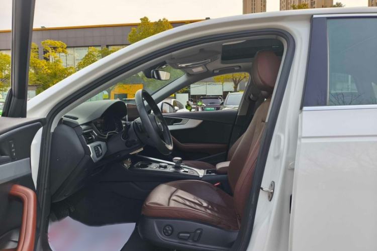 Used Audi A4L 2019 40 TFSI Fashion Version China V