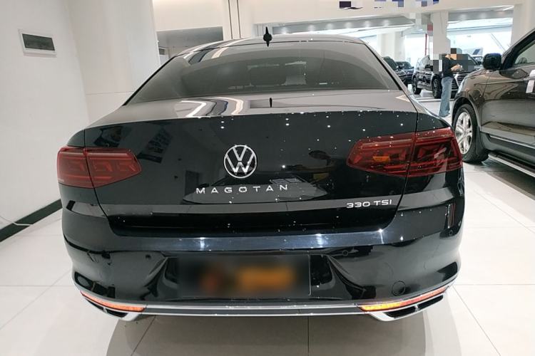 Used Volkswagen Magotan 2023 2 Million Units Limited Edition 330TSI DSG Leading Version
