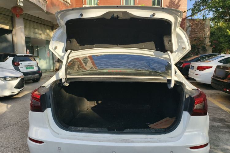 Used Changan Eado 2019 High-Energy Edition 1.6L GDI Manual Pioneer Model China VI Standard