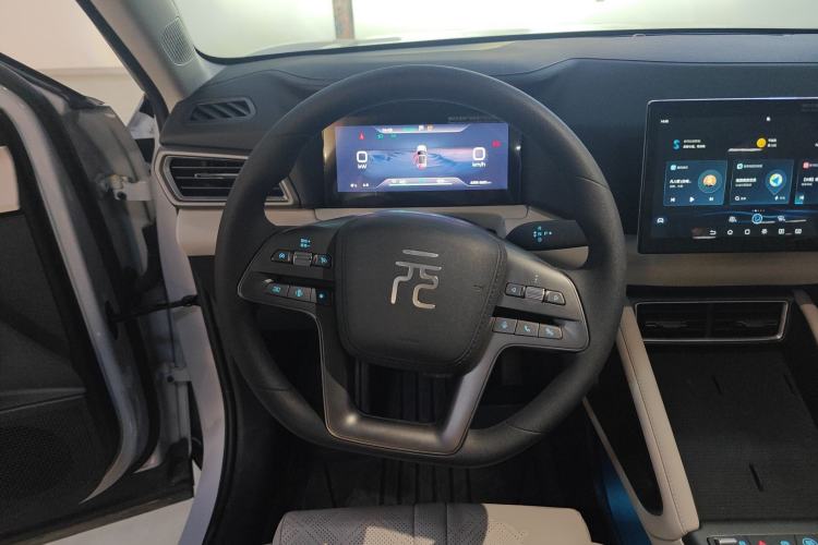 Used BYD Yuan UP 2025 Model 301KM Leading Version