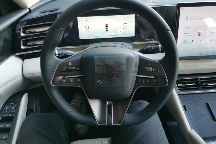 Used BYD Qin L 2024 DM-i 120KM Beyond Model
