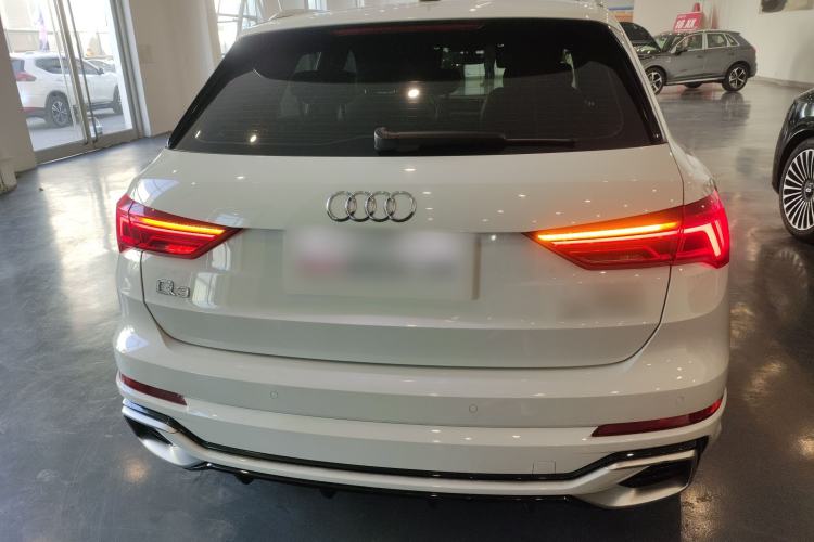 Used Audi Q3 2024 35 TFSI Ambition Dynamic Edition