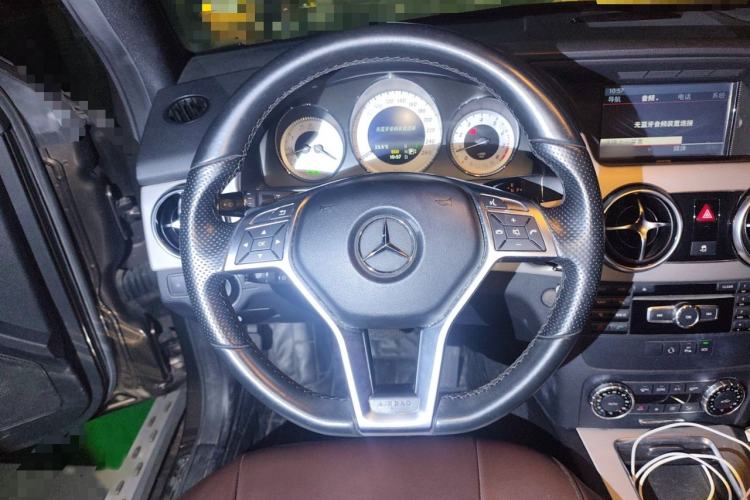 Used Mercedes-Benz GLK-Class 2015 GLK 260 4MATIC Dynamic Edition Ultimate Version