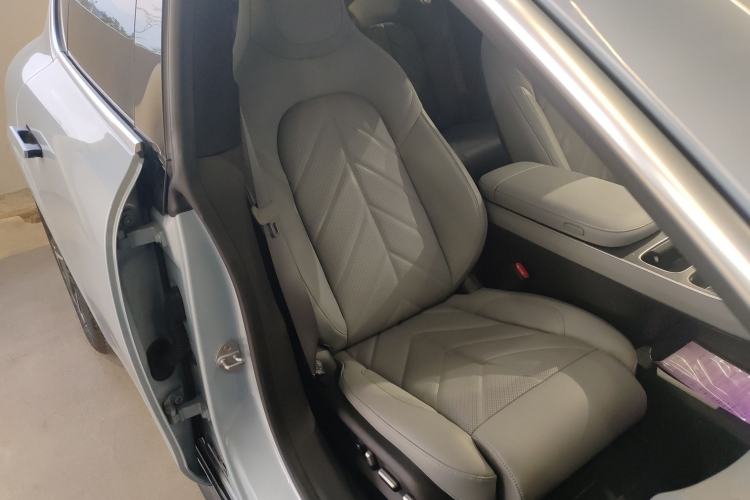 Used Nio ET5 2025 75 kWh
