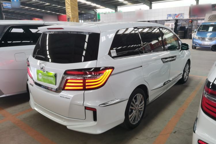 Used Honda Elysion 2016 2.4L Luxury Edition
