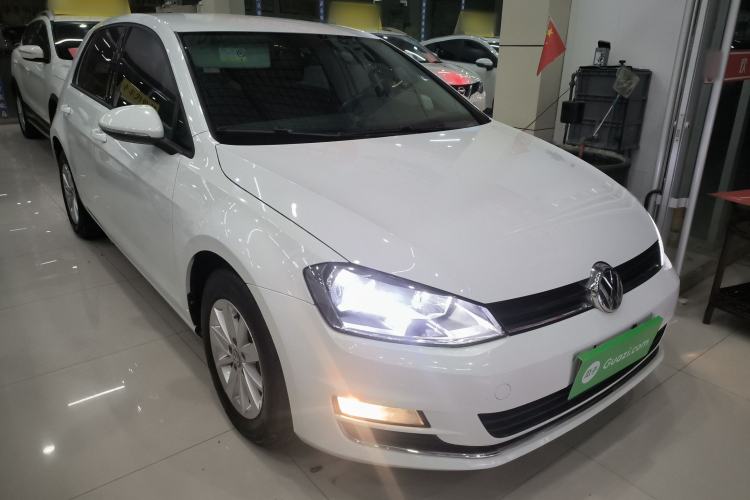 Used Volkswagen Golf 2016 1.6L Automatic Fashion Model
