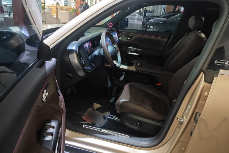 Used  #5 2024 Ultra-Long Range Extraordinary Journey Luxury Edition
