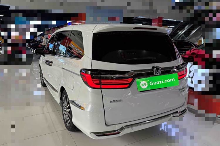 Used Honda Elysion 2022 2.0L eHEV Luxury Edition
