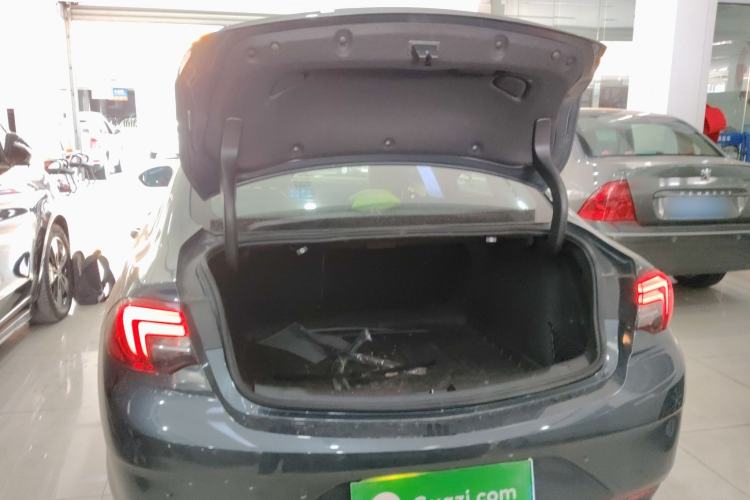 Used Buick Regal 2019 Revised 20T Luxury Version China VI Standard