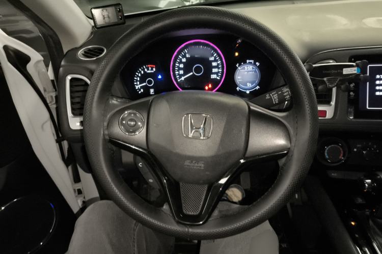 Used Honda Vezel 2016 1.8L CVT Front-Wheel Drive Pioneer Edition
