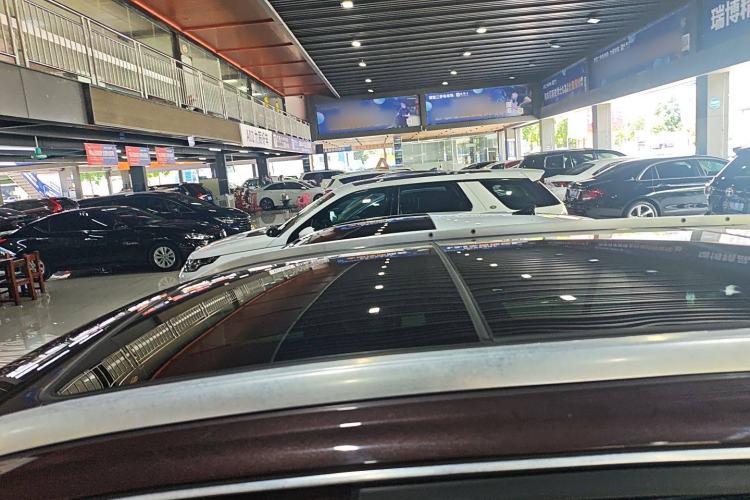 Used Buick Envision 2018 20T Two-Wheel-Drive Elite Model
