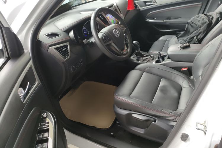Used Changan CS75 2017 Shangkui Edition 1.5T Automatic Fengyue Model
