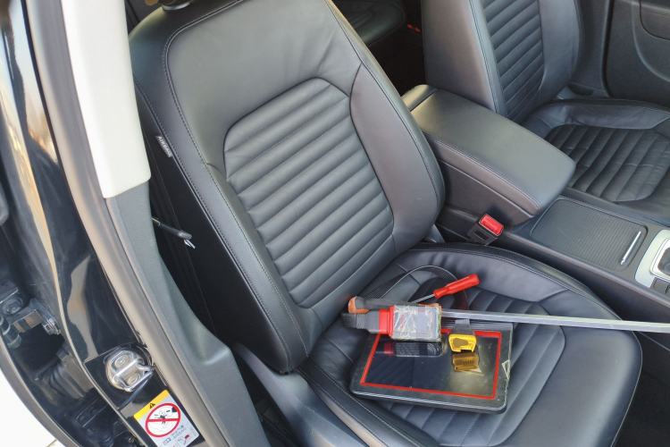 Used Volkswagen Magotan 2013 1.8TSI Luxury Model
