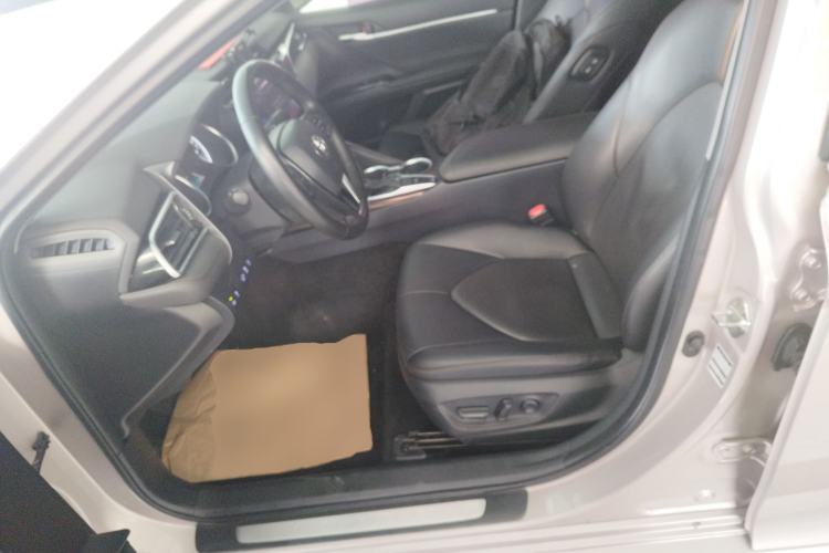 Used Toyota Camry 2019 2.0G Luxury Edition China VI Standard
