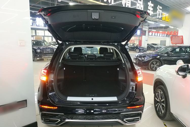 Used Hongqi HS5 2025 2.0T Two-Wheel Drive Flagship Pro Edition
