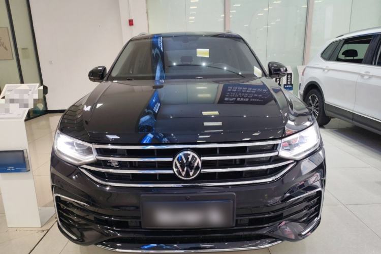 Used Volkswagen Tiguan L 2024 Outstanding Model 330TSI Automatic Two-Wheel Drive R-Line Dragon Glory Edition
