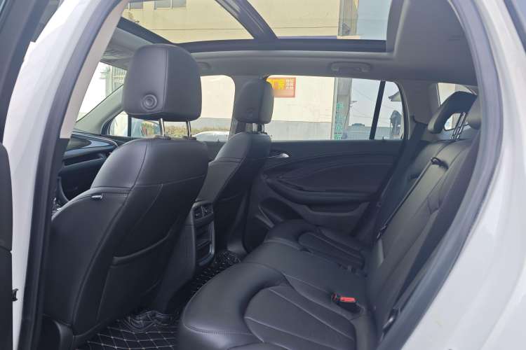 Used Buick Envision 2018 20T Two-Wheel-Drive Elite Model
