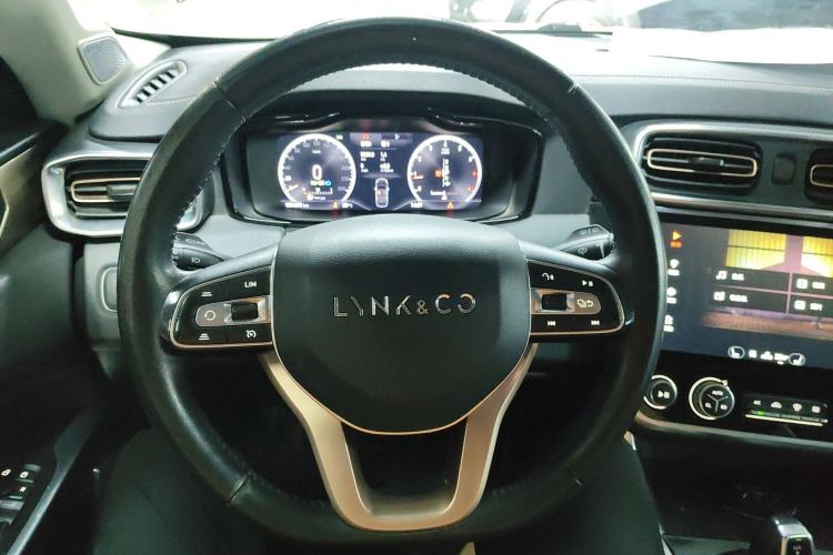 Used Lynk & Co 01 2017 2.0T Two-Wheel Drive Pro Edition
