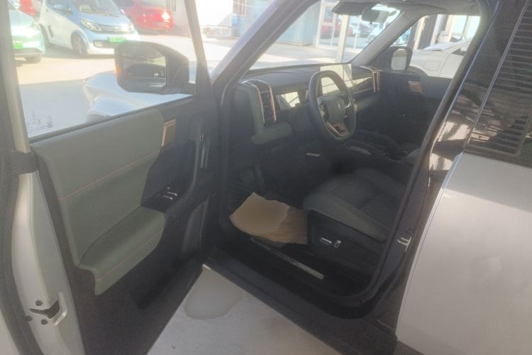 Used  03 2024 501km Range Two-Wheel Drive Long-Range Smart Trend Edition
