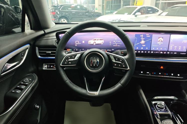 Used Buick Envision 2025 Encore Plus 28T All-Wheel-Drive Platinum Edition
