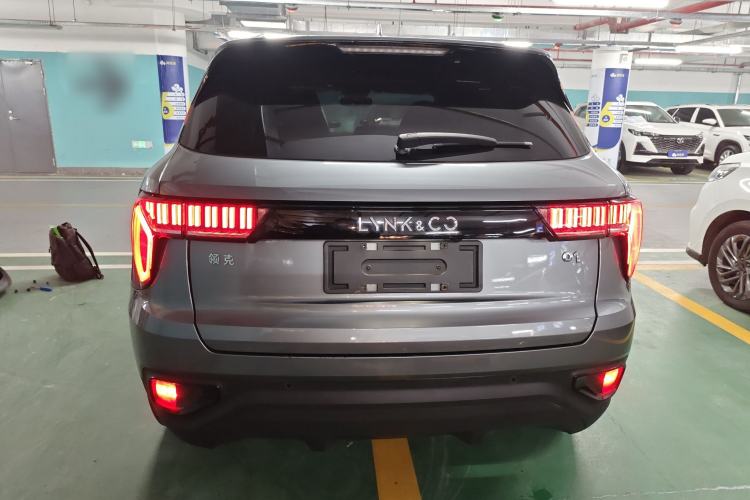 Used Lynk & Co 01 2019 2.0T Two-Wheel Drive Zhaopu Version China VI Standard
