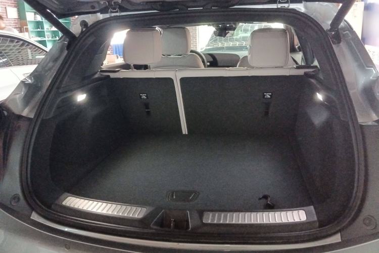 Used Cadillac GT4 2023 25T Prestige Version
