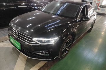 Used Volkswagen Magotan 2023 2 Million Units Limited Edition 330TSI DSG Leading Version