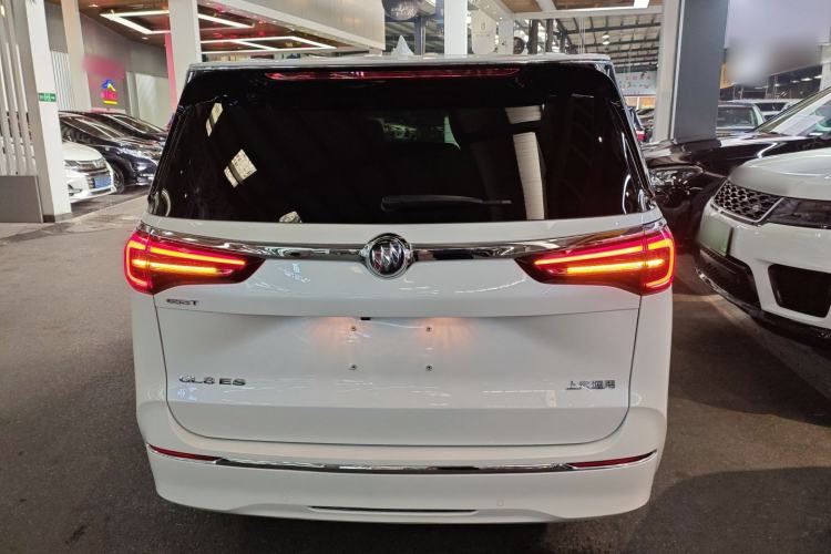 Used Buick GL8 2022 ES Landtrek 653T Comfort Edition