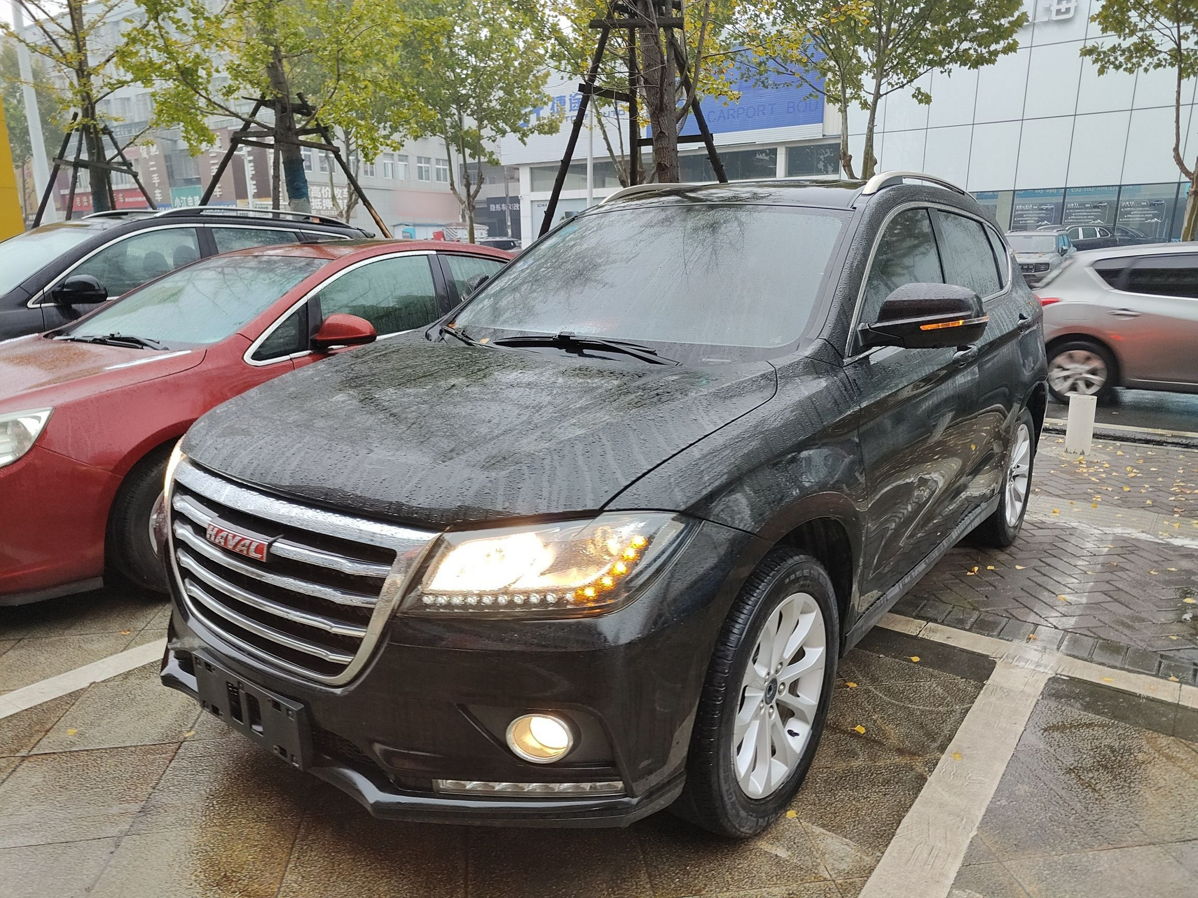 Под передней частью автомобиля