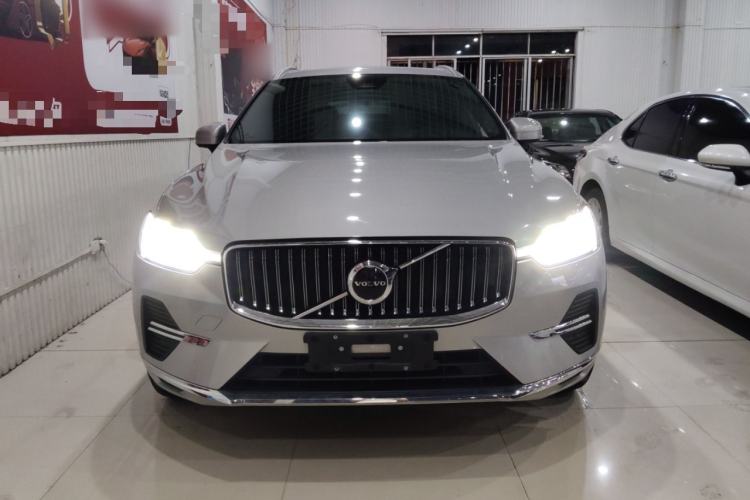 Used Volvo XC60 2023 B5 4x4 Smart Luxury Edition
