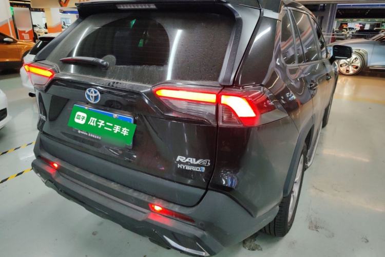 Used Toyota RAV4 2020 Dual-Engine 2.5L E-CVT Two-Wheel Drive Elite Edition