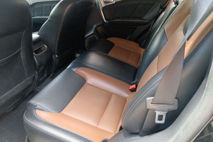 Used Geely Auto Vision X6 2016 1.3T CVT Flagship Model
