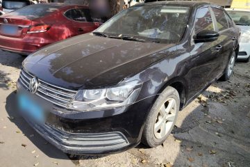 Used Volkswagen Lavida 2015 1.6L Manual Fashion Edition