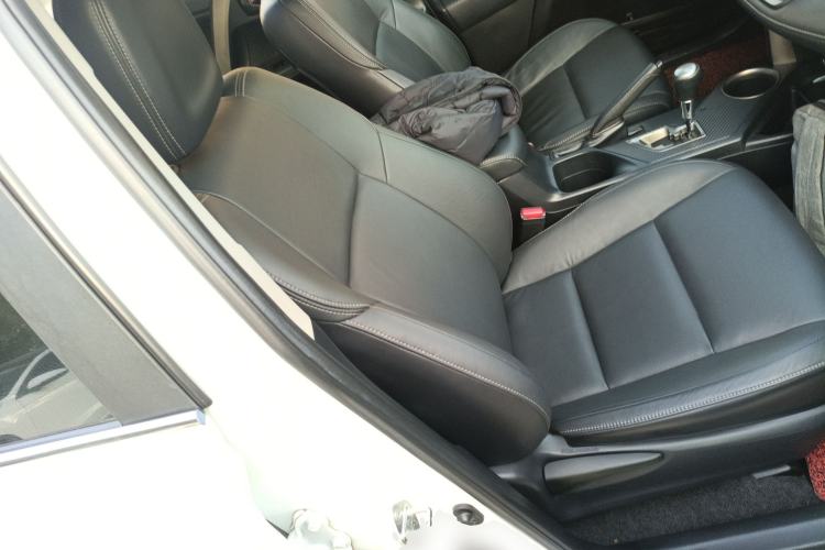 Used Toyota RAV4 2015 2.5L Automatic 4x4 Elite Edition
