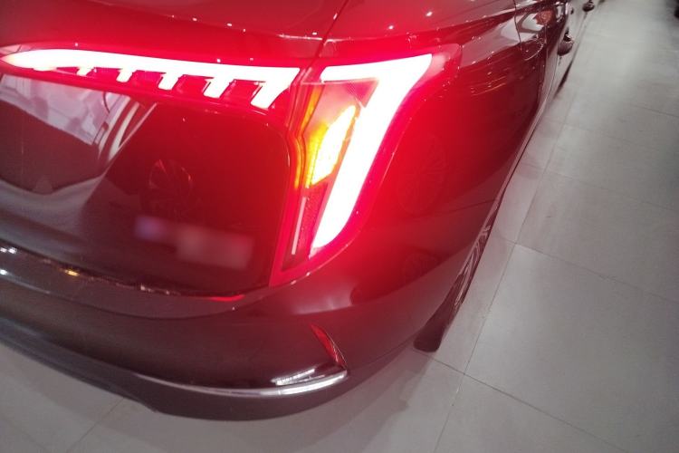 Used Hongqi E-QM5 2023 620km PLUS
