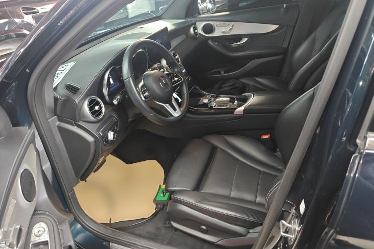 Used Mercedes-Benz GLC 2020 GLC 260 L 4MATIC Dynamic Model
