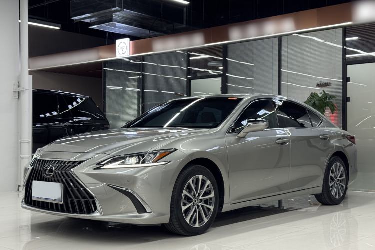 Used Lexus ES 2022 200 Excellence Edition