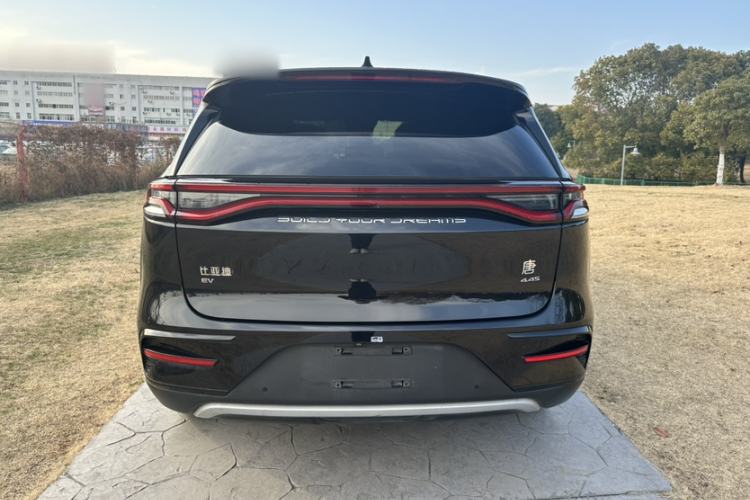 Used BYD Tang New Energy 2022 EV 635 km All-Wheel-Drive Flagship Model
